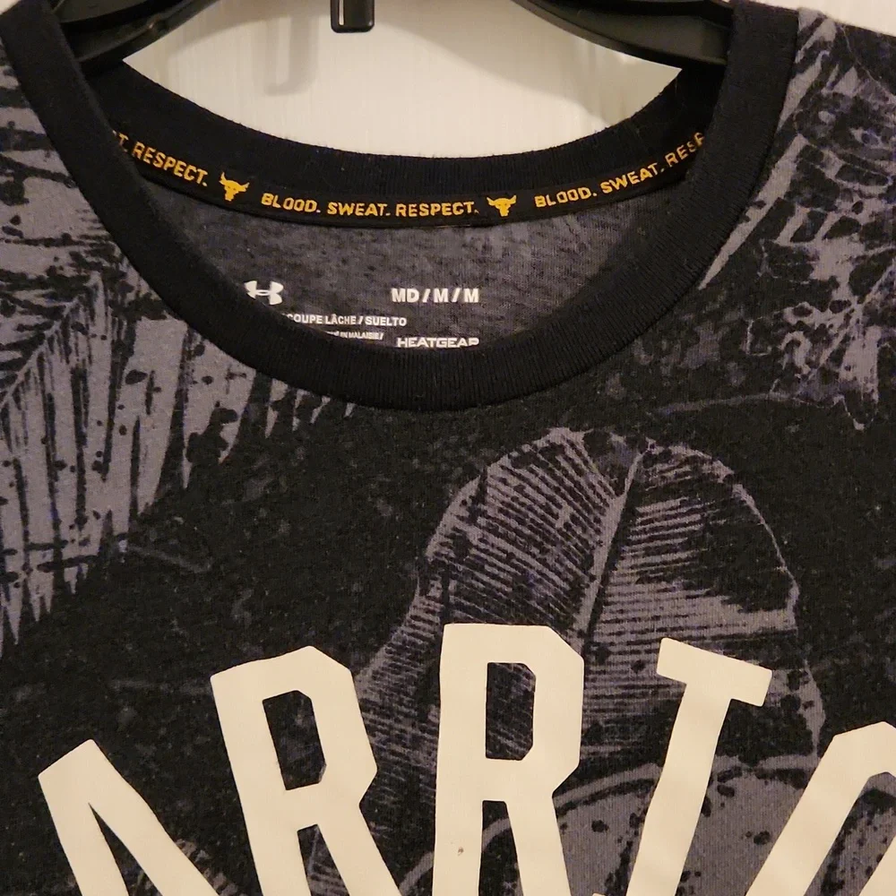 Tee - Picture 2 of 3